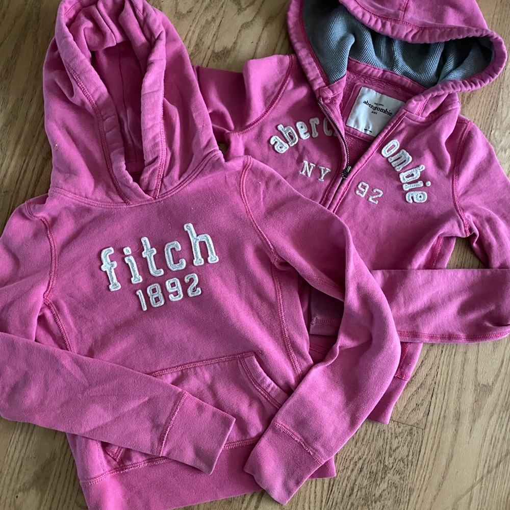 Abercrombie 2 jacket for 15 $
